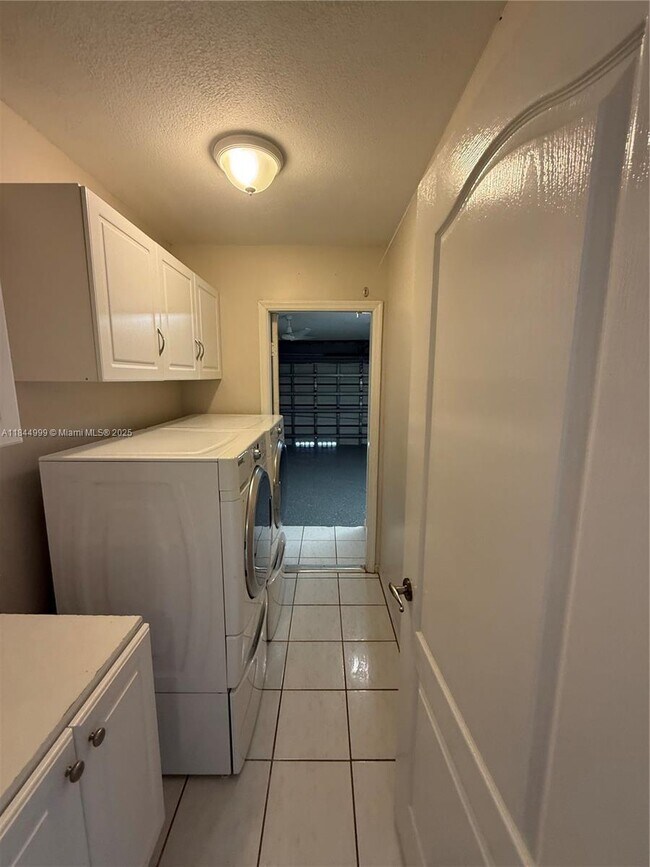 Building Photo - 21440 SW 88th Ave