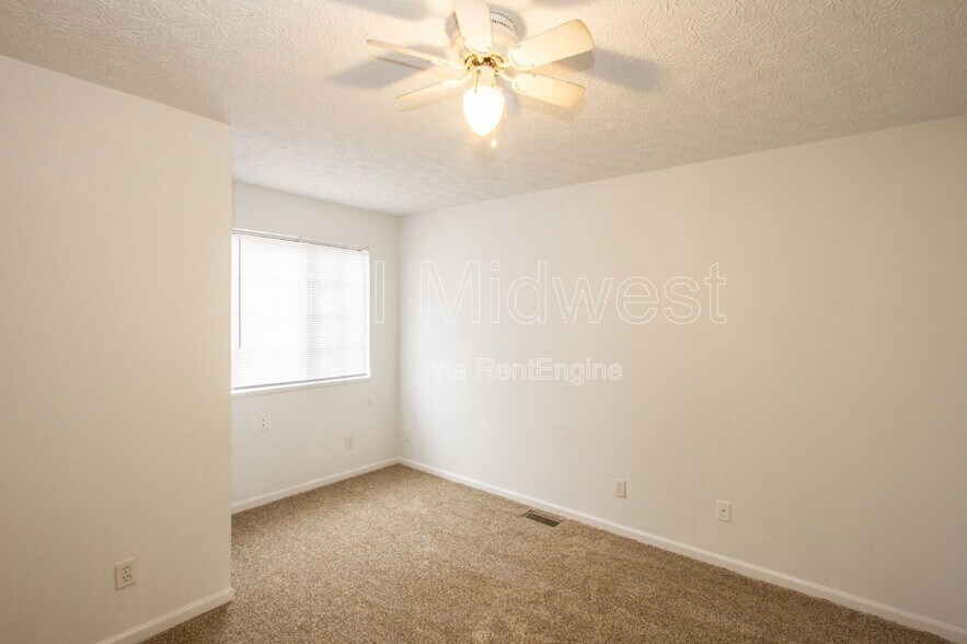 Building Photo - 1838 Keystone Lakes Dr