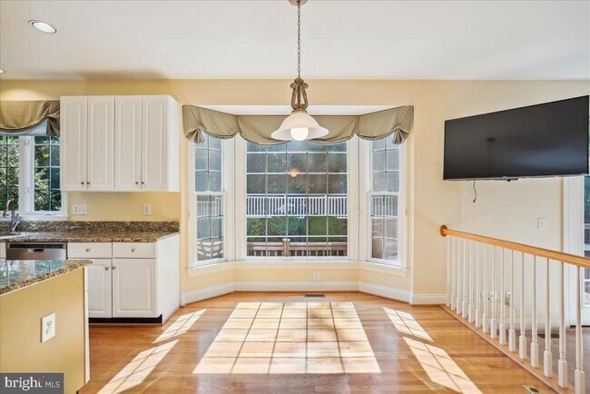 Building Photo - 8931 Falls Farm Dr
