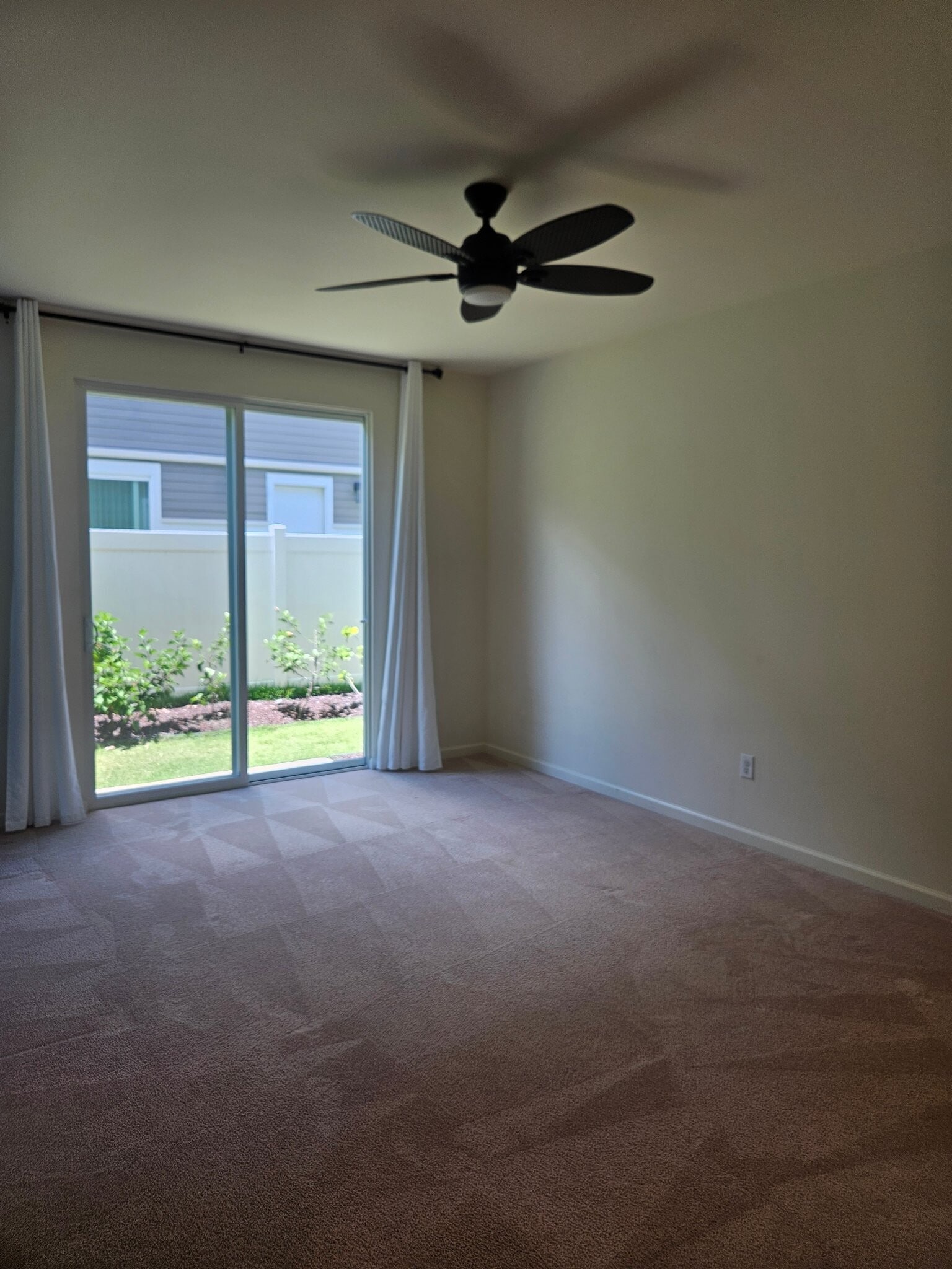 Building Photo - 72 Kupaloke