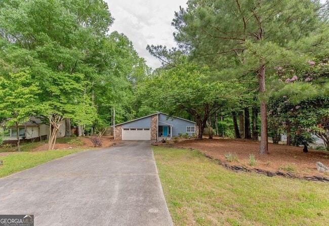 Building Photo - 180 Crabtree Dr