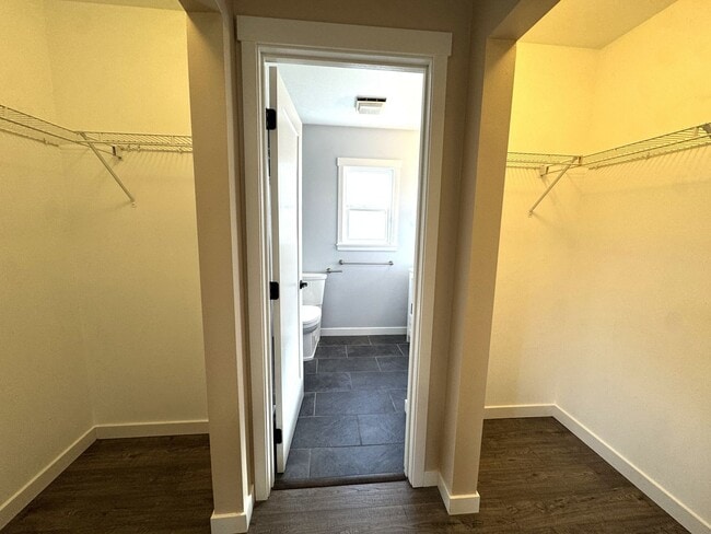 Building Photo - 3Bd/2.5Ba Seattle House