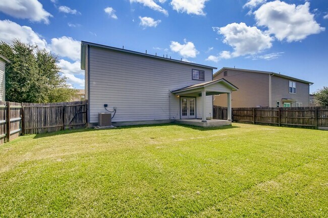 Building Photo - Lawn Care Included! $250.00 Off your 1st Full Months rent!