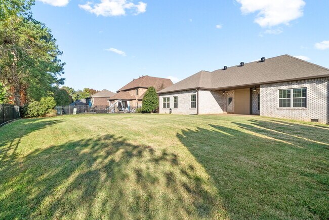 Building Photo - 3176 Porter Hills Dr