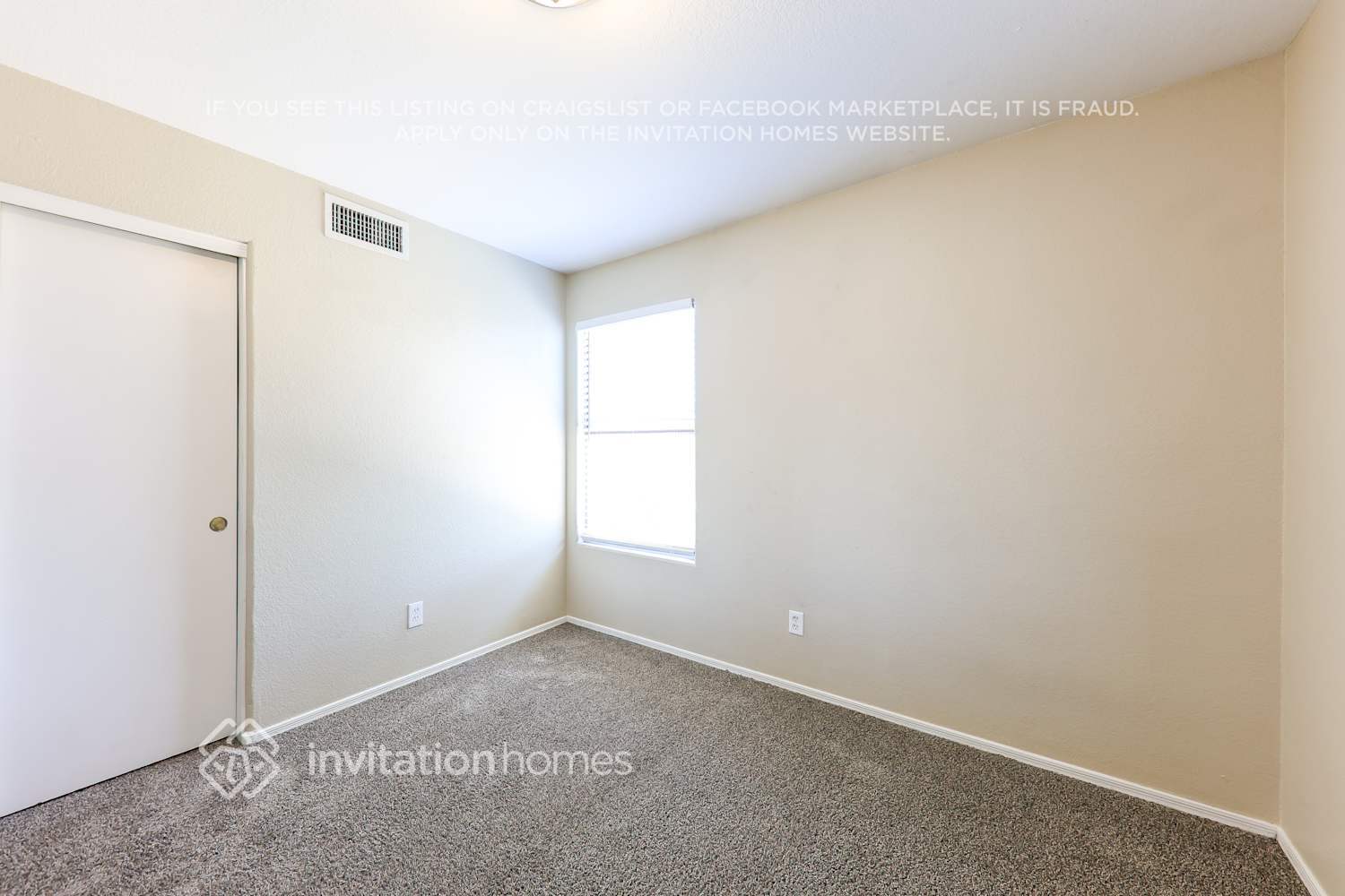 Building Photo - 12937 W Holly St