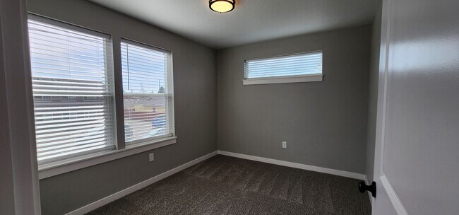 Building Photo - MOVE IN SPECIAL! New Construction Duplex i...