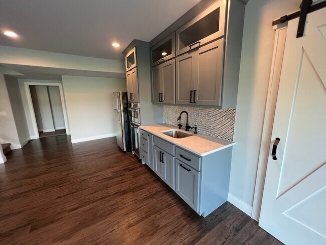 Building Photo - 3636 Eden Ct