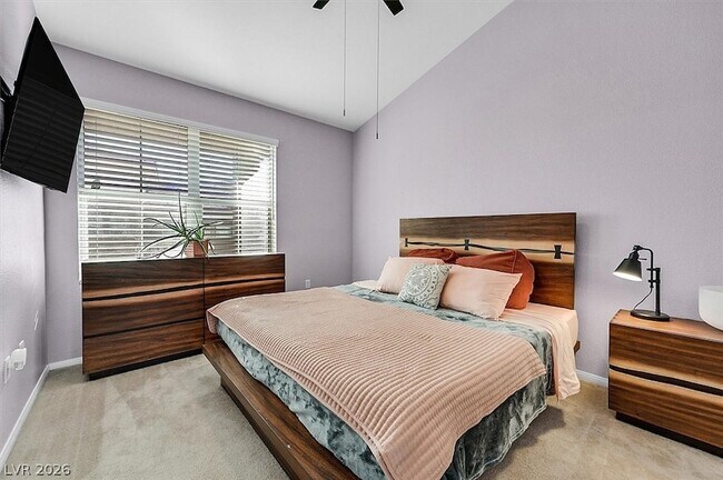 Building Photo - 10550 W Alexander Rd