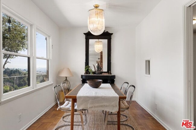 Building Photo - 2294 Mountain Oak Dr