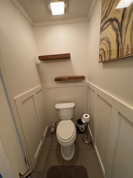 Building Photo - 128 Cedar Ln