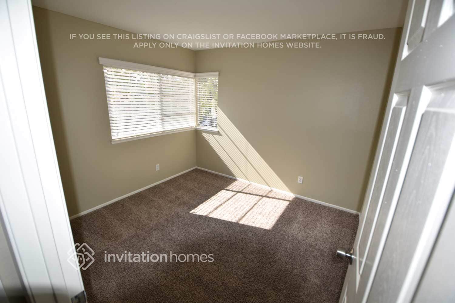 Building Photo - 7333 Greenhaven Ave