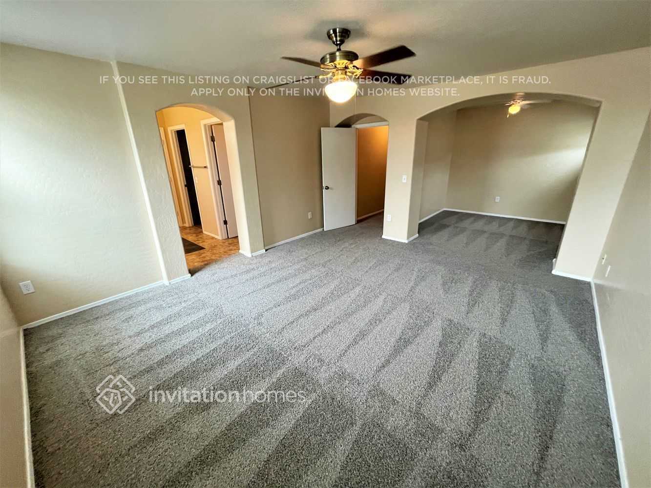 Building Photo - 13350 W Rose Ln