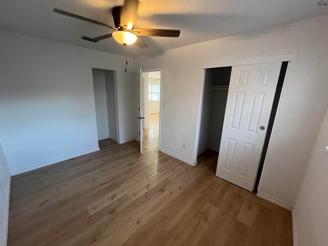 Building Photo - 2908 Cunningham Dr