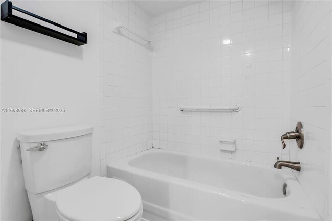 Building Photo - 8002 Lagos De Campo Blvd