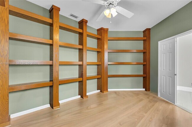 Building Photo - 10974 N Danbury Way