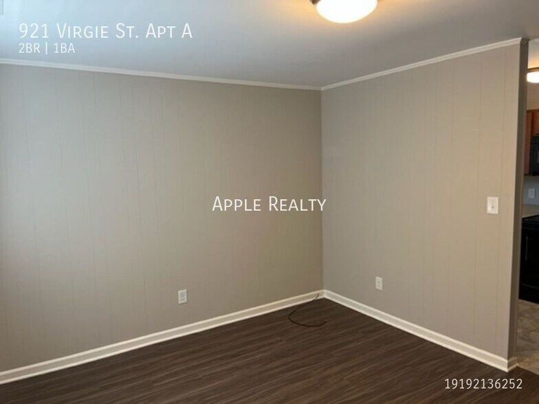 Building Photo - 921 Virgie St