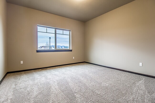 Building Photo - 15176 N Pristine Cir