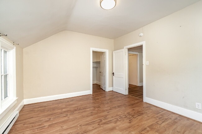 Building Photo - 149 N 2nd St