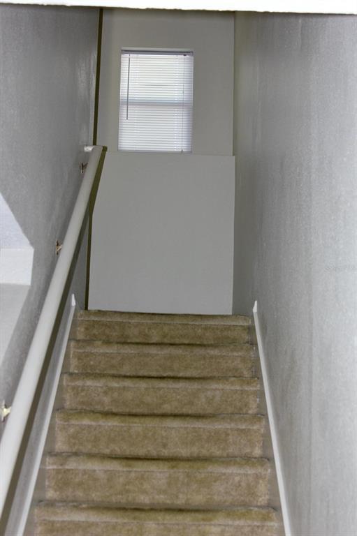 Building Photo - 1017 Chalcedony St