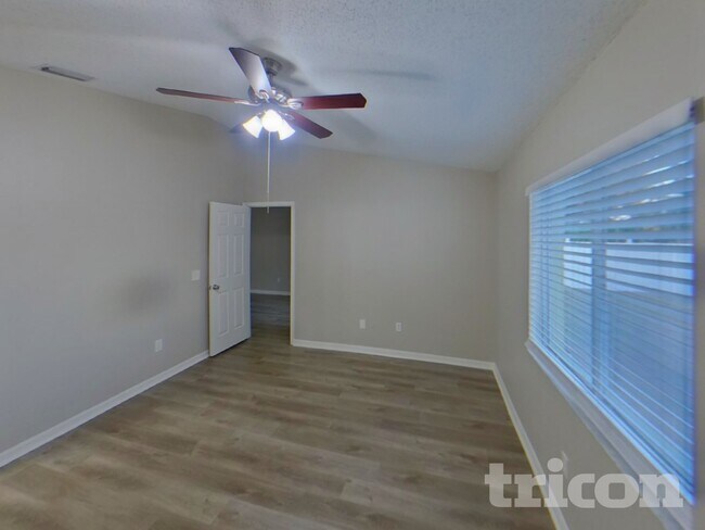 Building Photo - 11813 Brenford Crest Dr