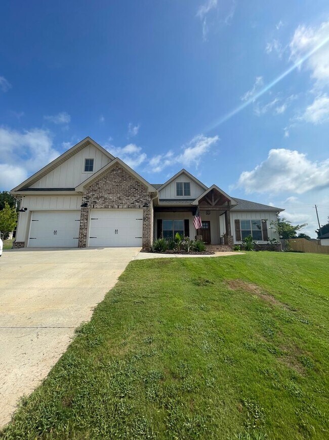 Building Photo - The Lakes Subdivision!
