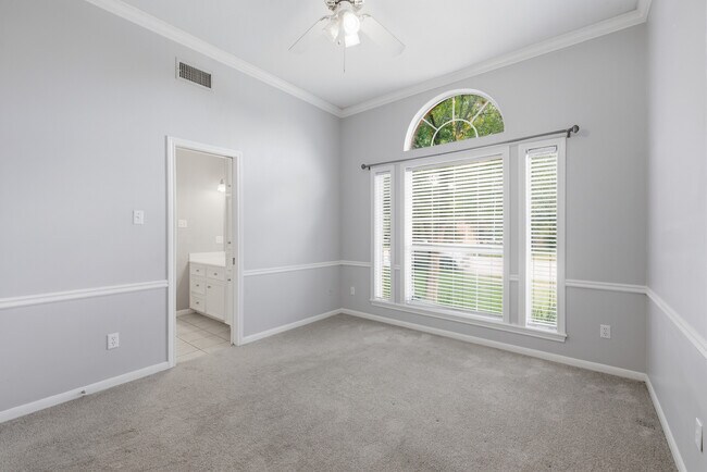 Building Photo - 905 Winged Foot Dr
