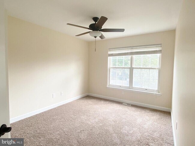 Building Photo - 85 Biddle Way