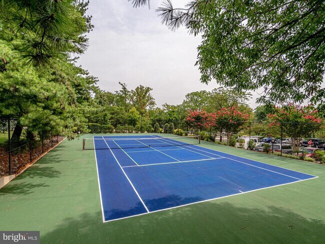 Building Photo - 5500 Holmes Run Pkwy