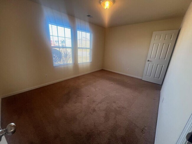 Building Photo - 202 Harold Murphy Dr