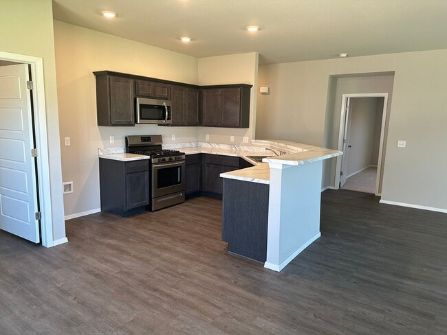 Building Photo - New 3 Bedroon, 2 Bath 2 car garage