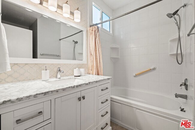 Building Photo - 1440 Veteran Ave