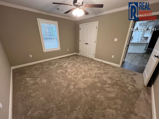 Building Photo - 527 Reuben Dr
