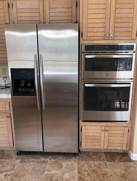 Building Photo - 14247 Seabridge Ln