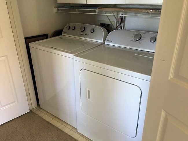 Building Photo - Air Conditioned Oceanside home!!!