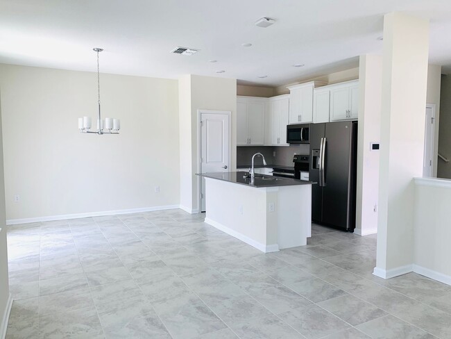 Building Photo - ChampionsGate Townhome for Rent