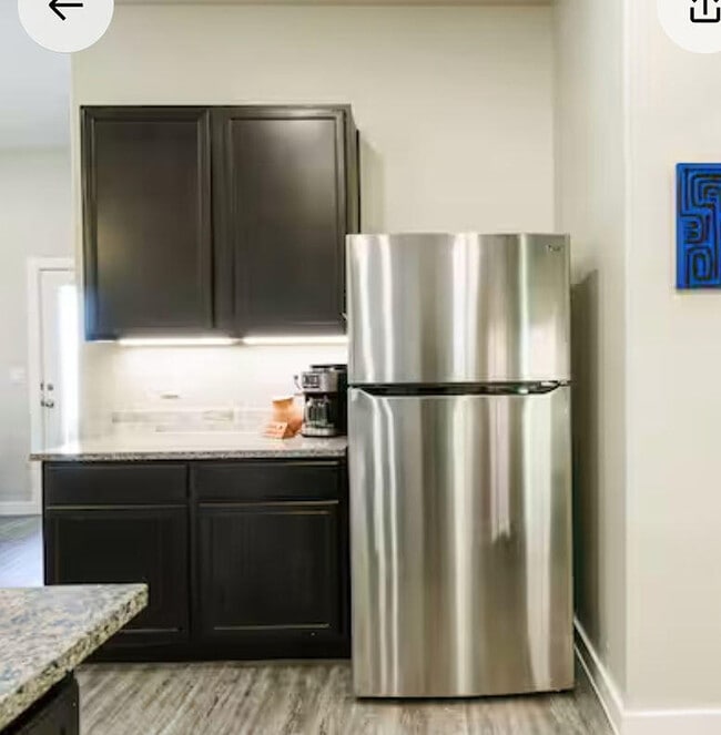 Building Photo - 2016 132nd St