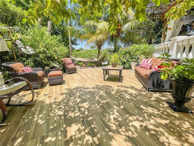 Building Photo - 194 Caoba Ct