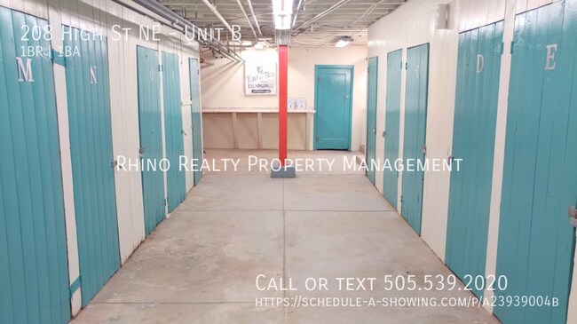 Building Photo - Welcome to Alhambra Court! 1 Bedroom, 1 Bath!