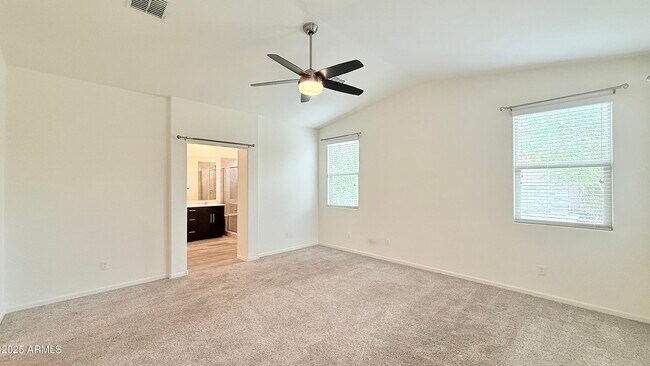 Building Photo - 5420 W Desert Hollow Dr