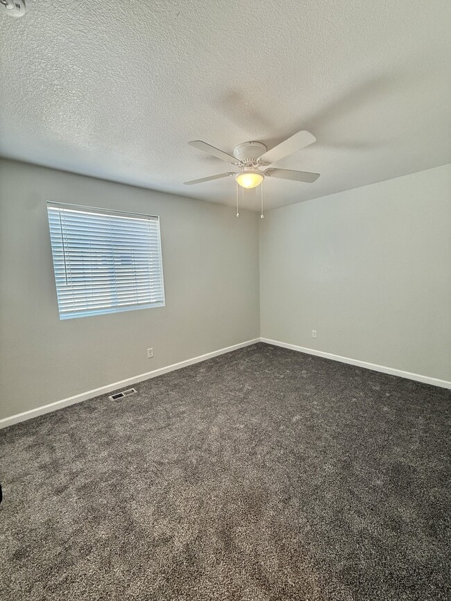 Building Photo - 3403 Yellowwood Ln