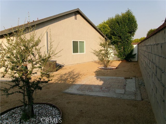 Building Photo - 11131 Davenport Pl