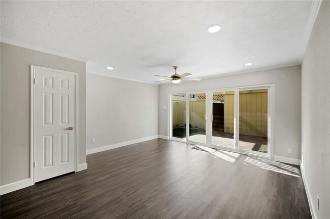 Building Photo - 2218 Winrock Blvd