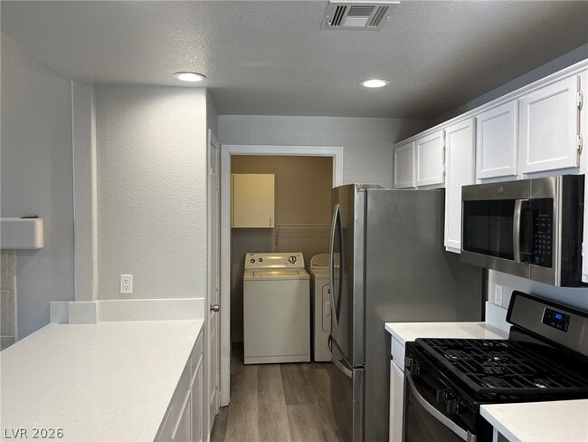 Building Photo - 7400 W Flamingo Rd