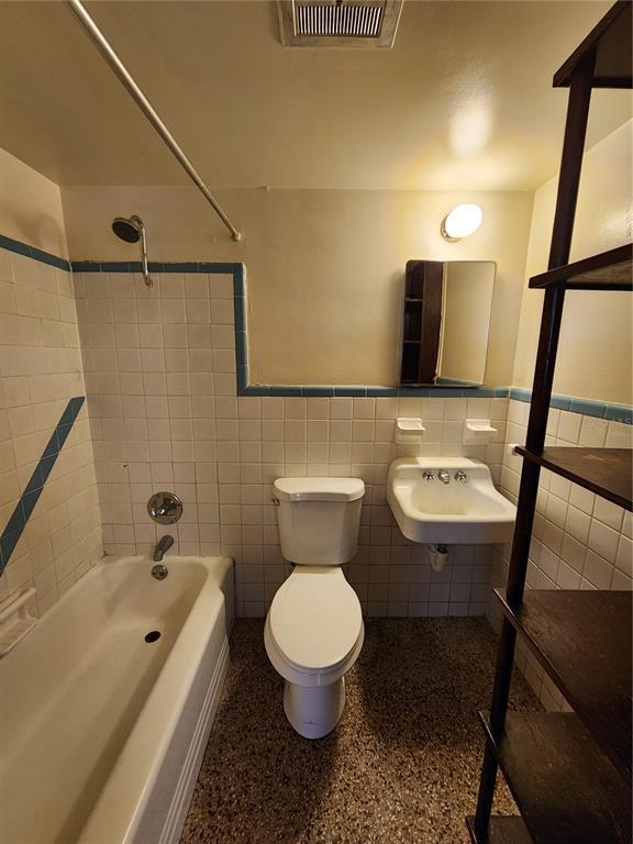 Building Photo - 1931 NW 4th Ave