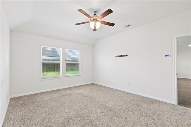 Building Photo - 704 Range Dr