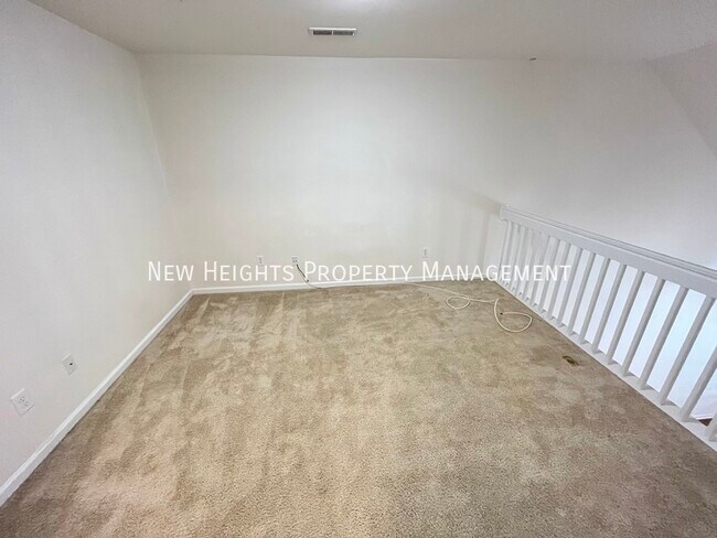 Building Photo - Spacious Townhouse at Grand Oaks Plantation!!