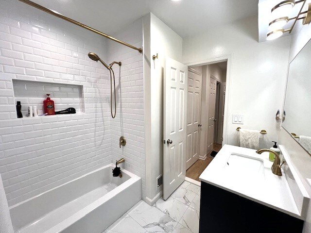 Building Photo - 1114 P St NW