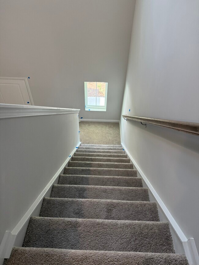 Building Photo - 119 Barefoot Dr