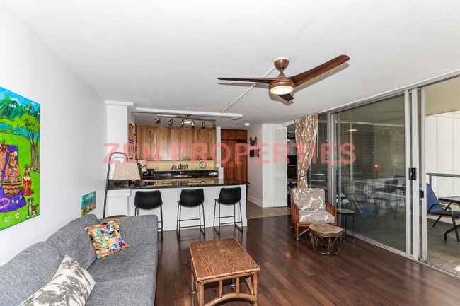 Building Photo - furnished 1 bdrm, 1 bath unit at Diamond Head Vista