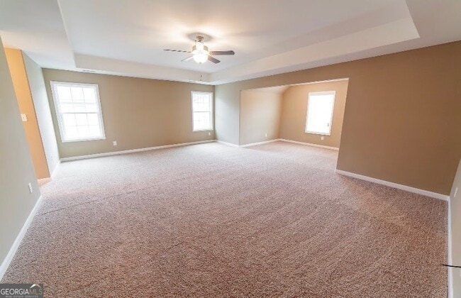 Building Photo - 280 Cliffhaven Cir